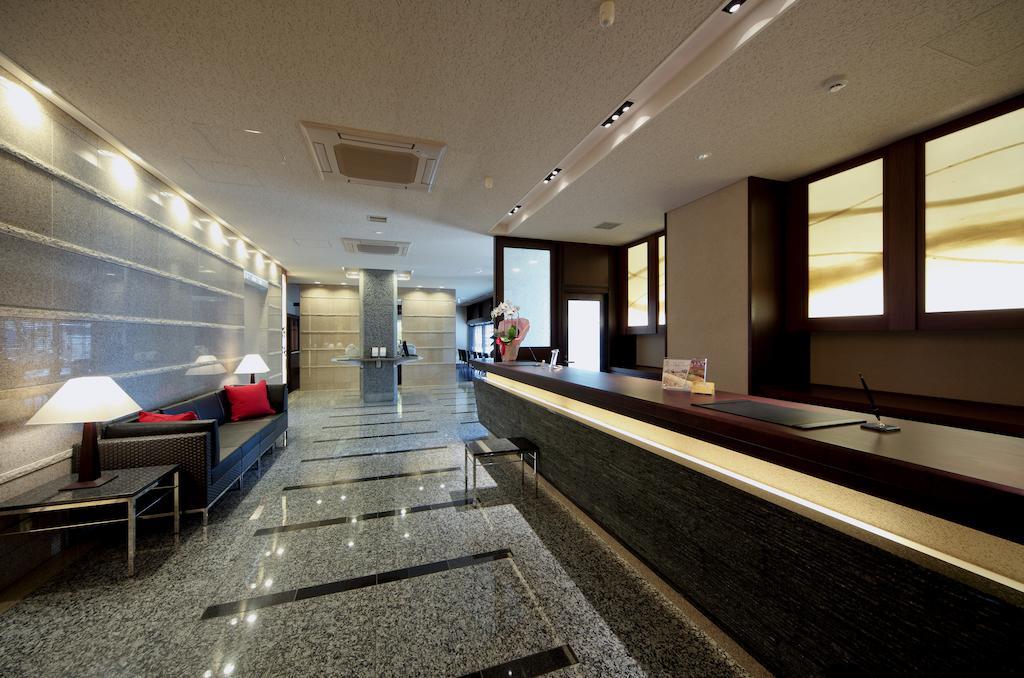 Tsuruga Manten Hotel Ekimae Екстер'єр фото